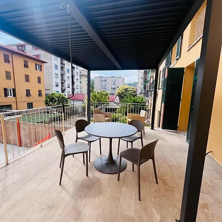 شقة Cinque Terre Hub 12 *