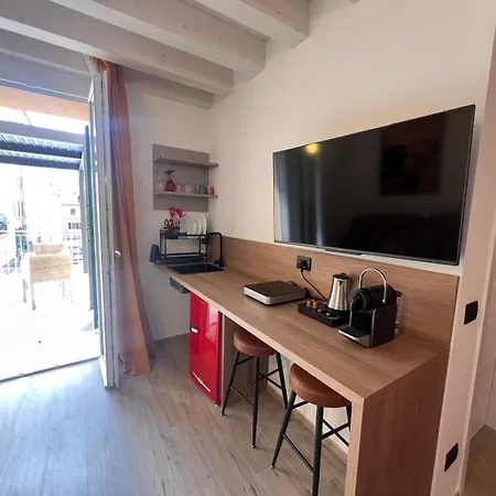 Cinque Terre Hub 12